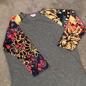 Brand new Lularoe Randy top